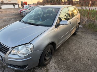 Volkswagen Polo 1.4/80CV TDI 5p. Sportline