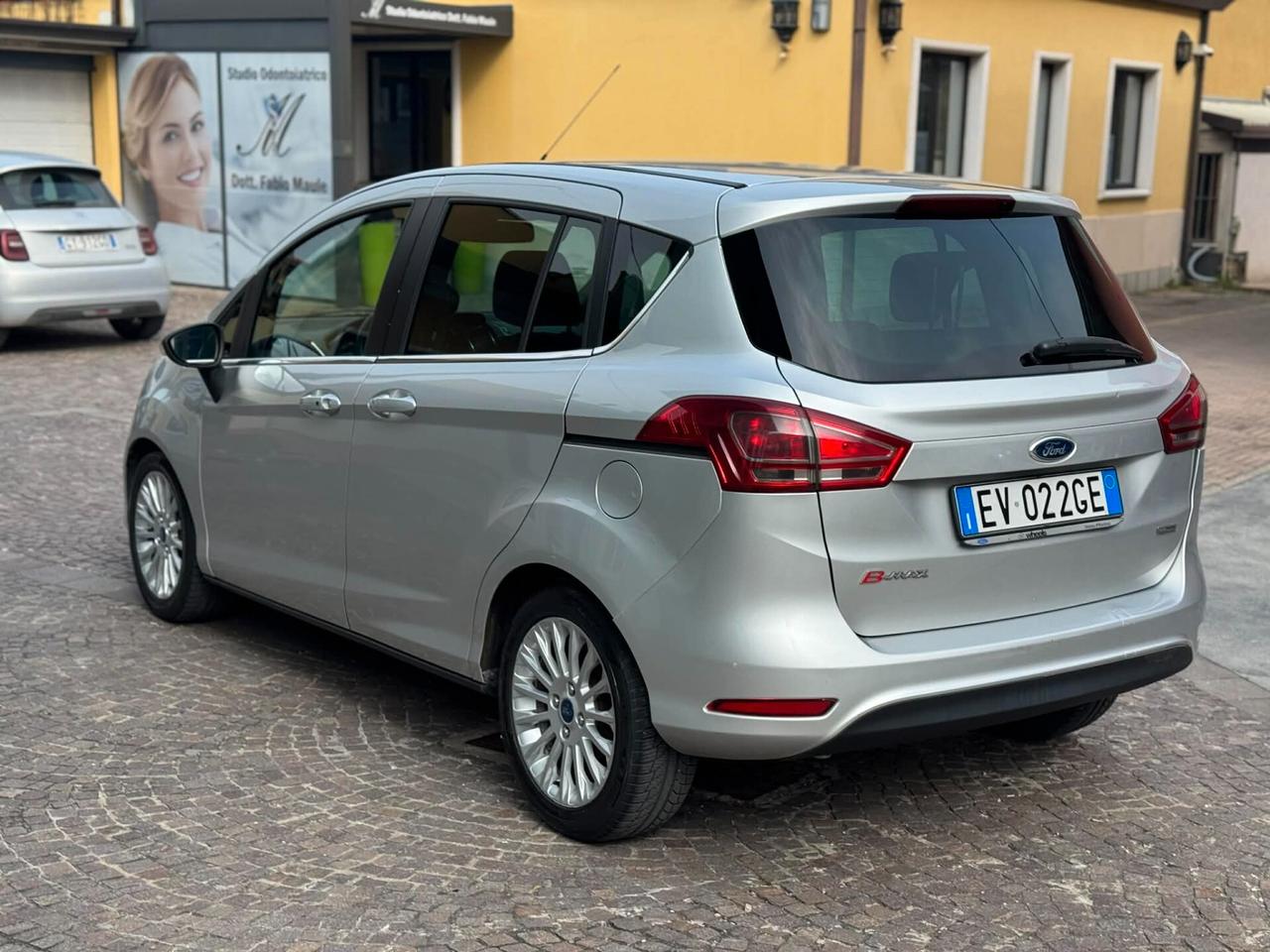 Ford B-Max 1.5 TDCi 75 CV Titanium