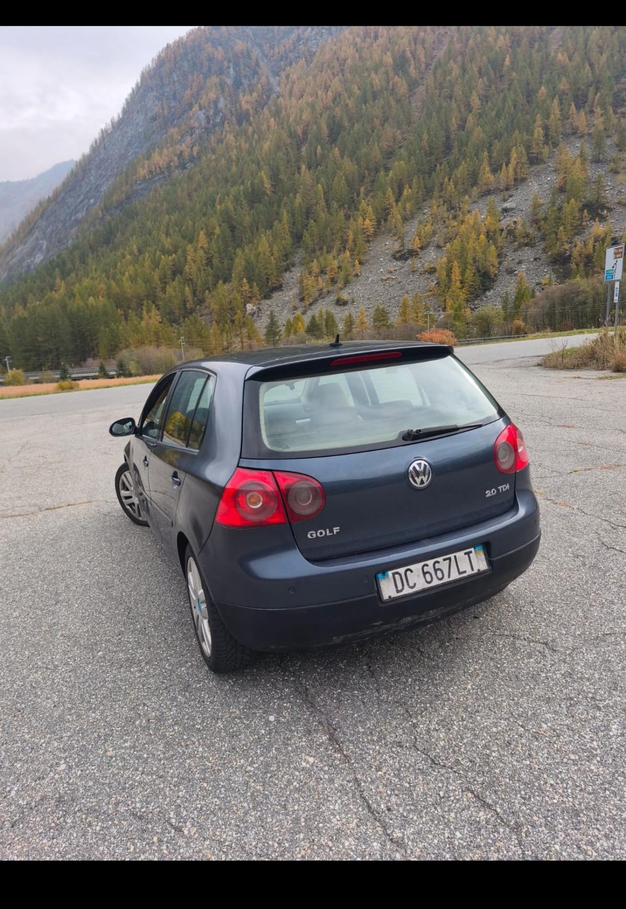 Volkswagen Golf 2.0 TDI 140cv