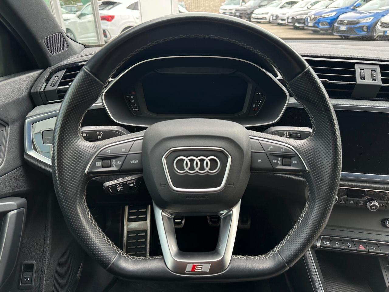 Audi Q3 SPB 35 TDI Identity Black