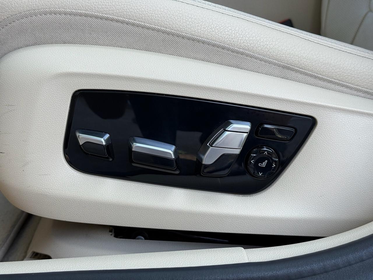 BMW 520d G31 2019 xDrive Touring Luxury