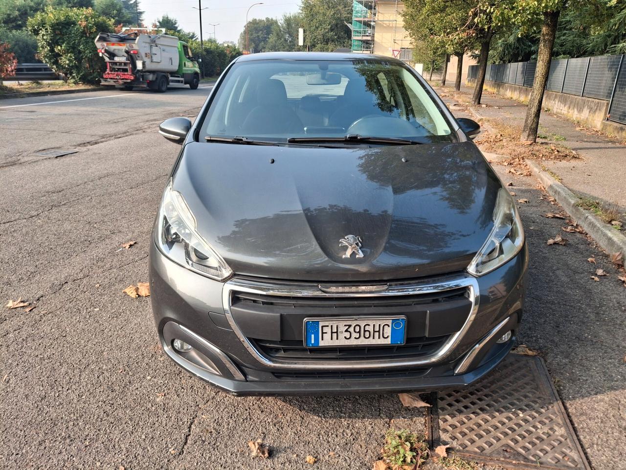 Peugeot 208 BlueHDi 75 5 porte Allure