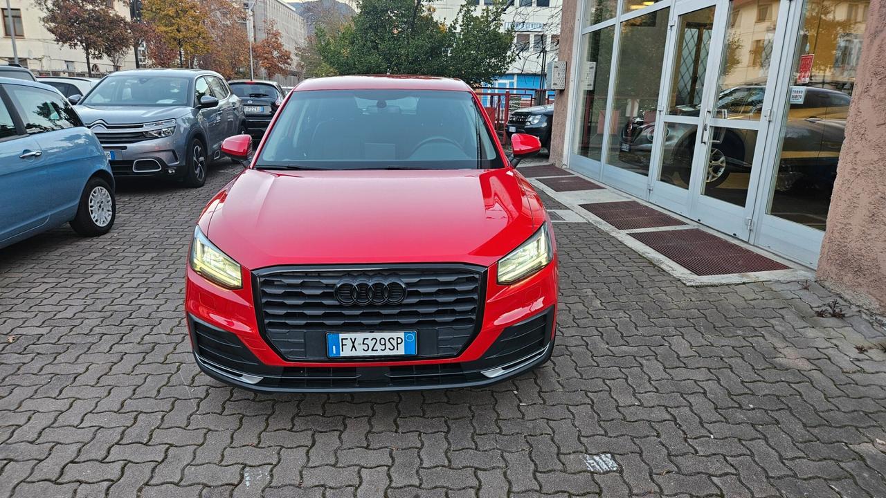 Audi Q2 30 1.6 tdi BLACK OPTIC s-tronic KM 40.000!!!