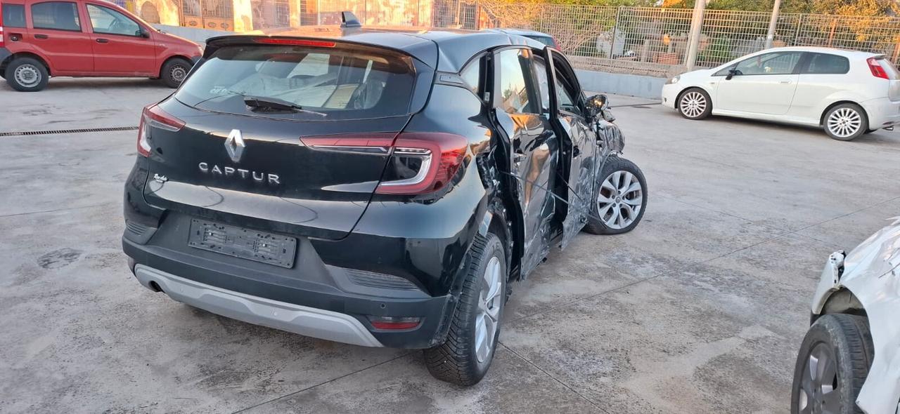 2020 Renault Captur Blue dCi 115 CV EDC Zen