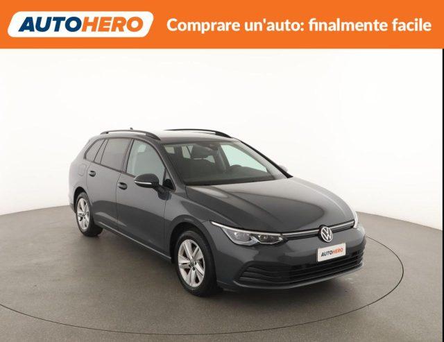 VOLKSWAGEN Golf Variant 1.0 eTSI EVO DSG Life
