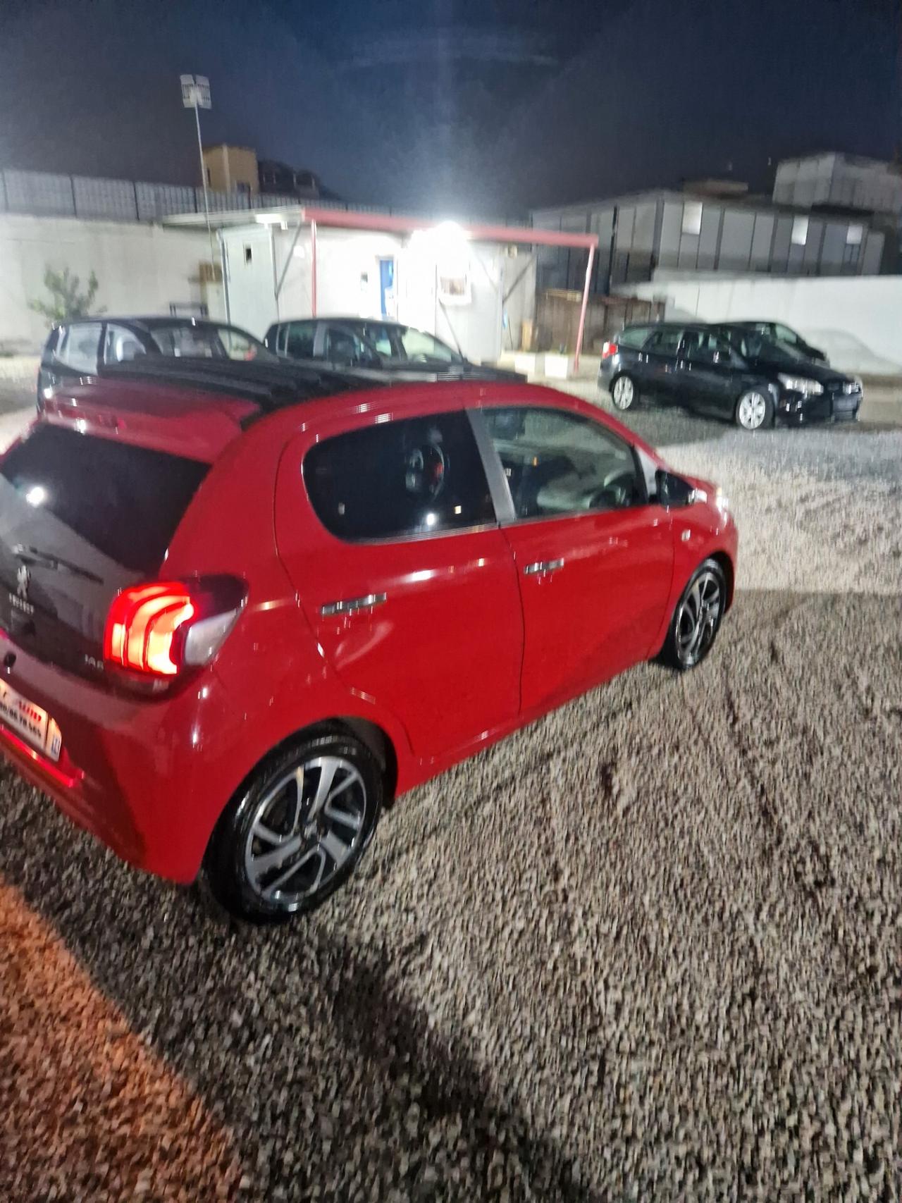 Peugeot 108 PureTech 82 5 porte Allure TOP!