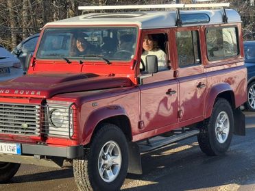 Land Rover Defender 110 2.4 TD4 Station Wagon SE