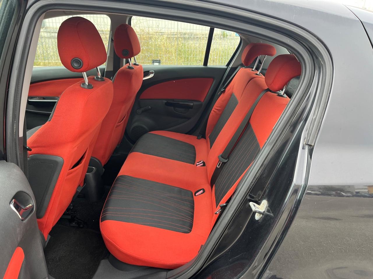 Opel Corsa 1.2 benzina/gpl Cosmo
