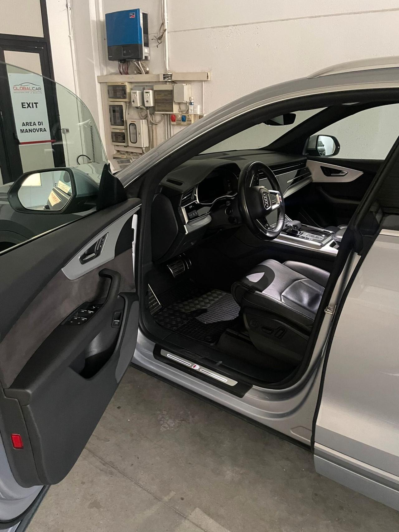 Audi Q8 50 TDI 286 CV quattro tiptronic Sport Sline