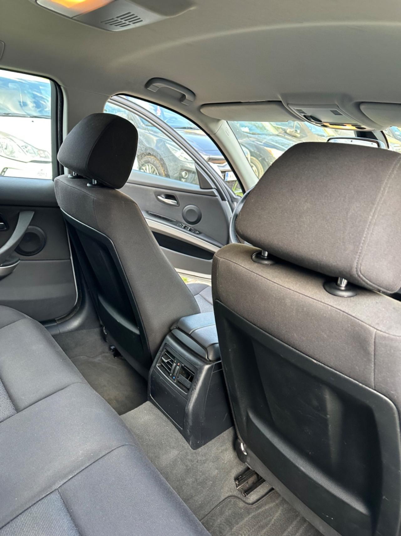 Bmw 318d TOURING ATTIVA BUONOSTATO KMCERT
