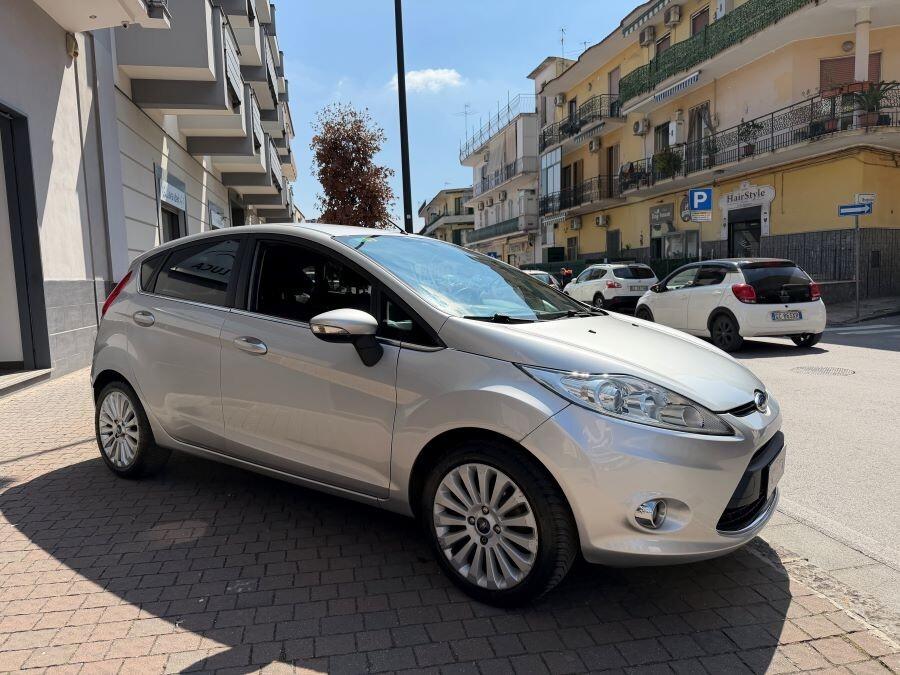 ford fiesta 1.2 titanium certificata uniproprieta