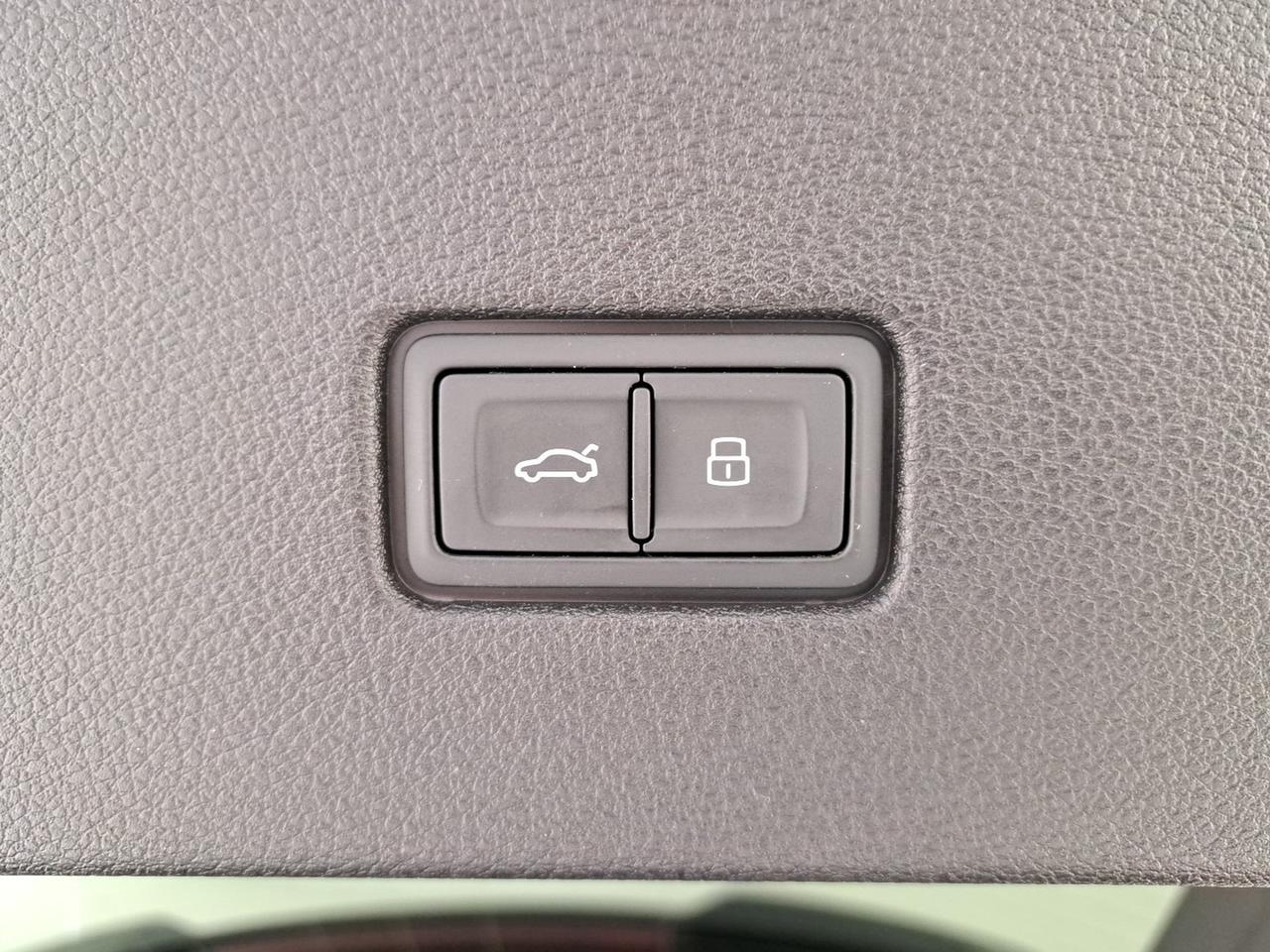 Audi RSQ8 rs 4.0 mhev quattro tiptronic