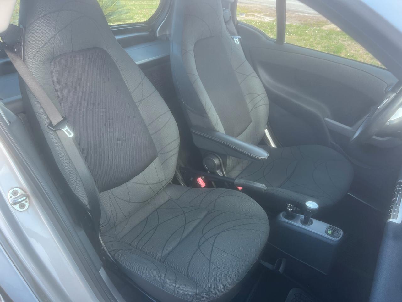 Smart ForTwo 1000 52kW MHD passion-2012