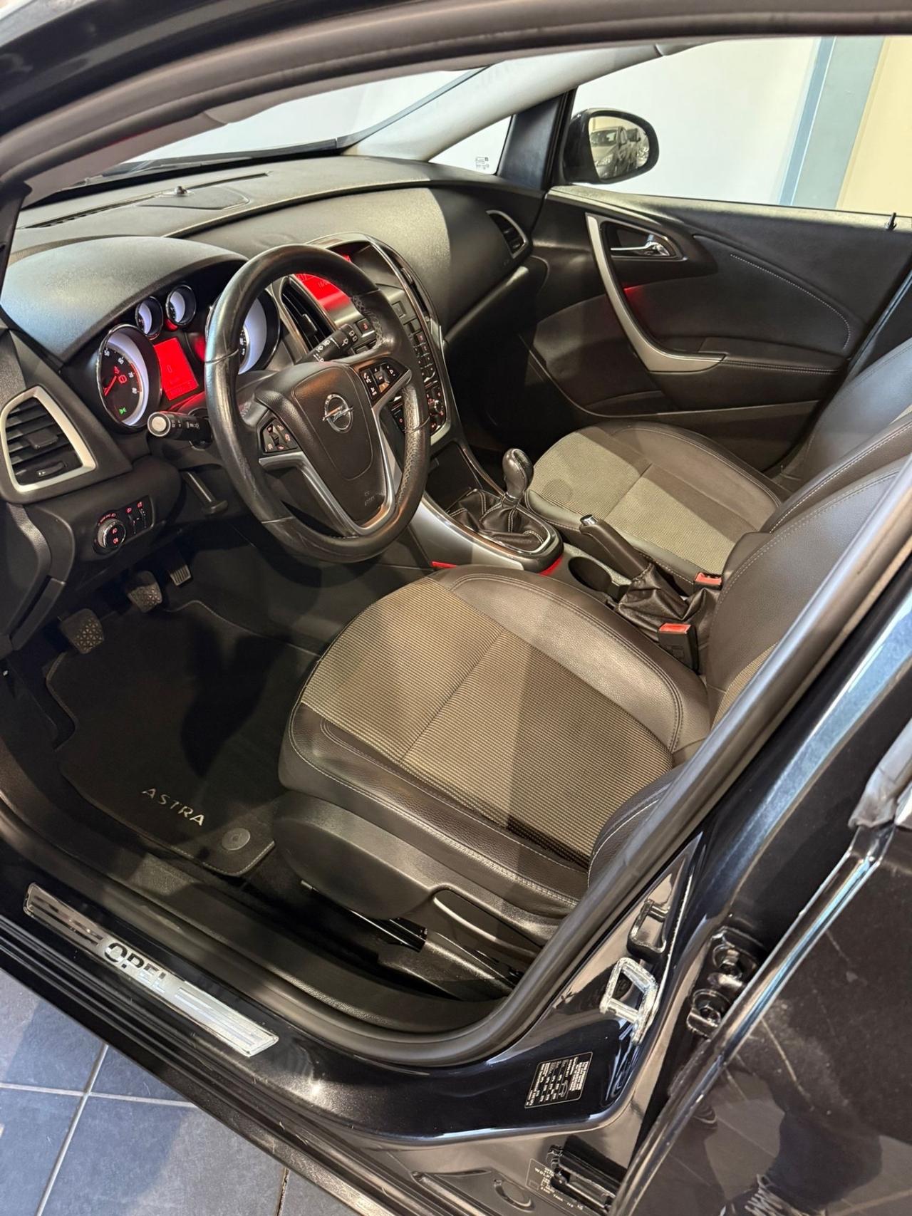 Opel Astra -NEOPATENTATI - 100 KM - GARANZIA