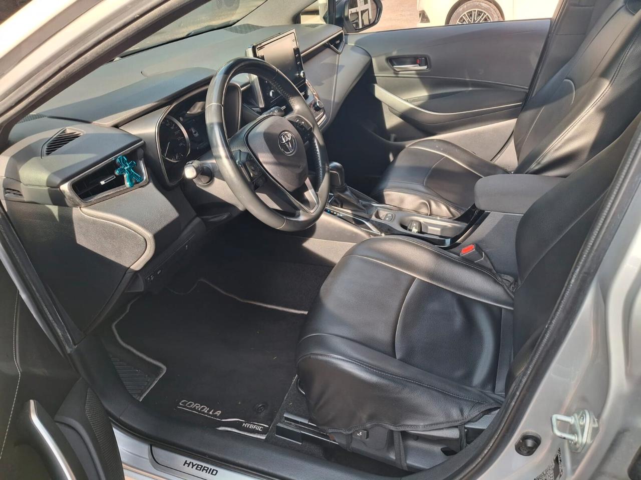 Toyota Corolla Touring Sports 1.8 Hybrid Business