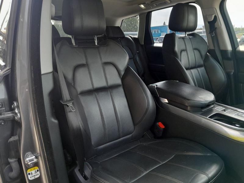 Land Rover Range Rover Sport 3.0 TDV6 HSE