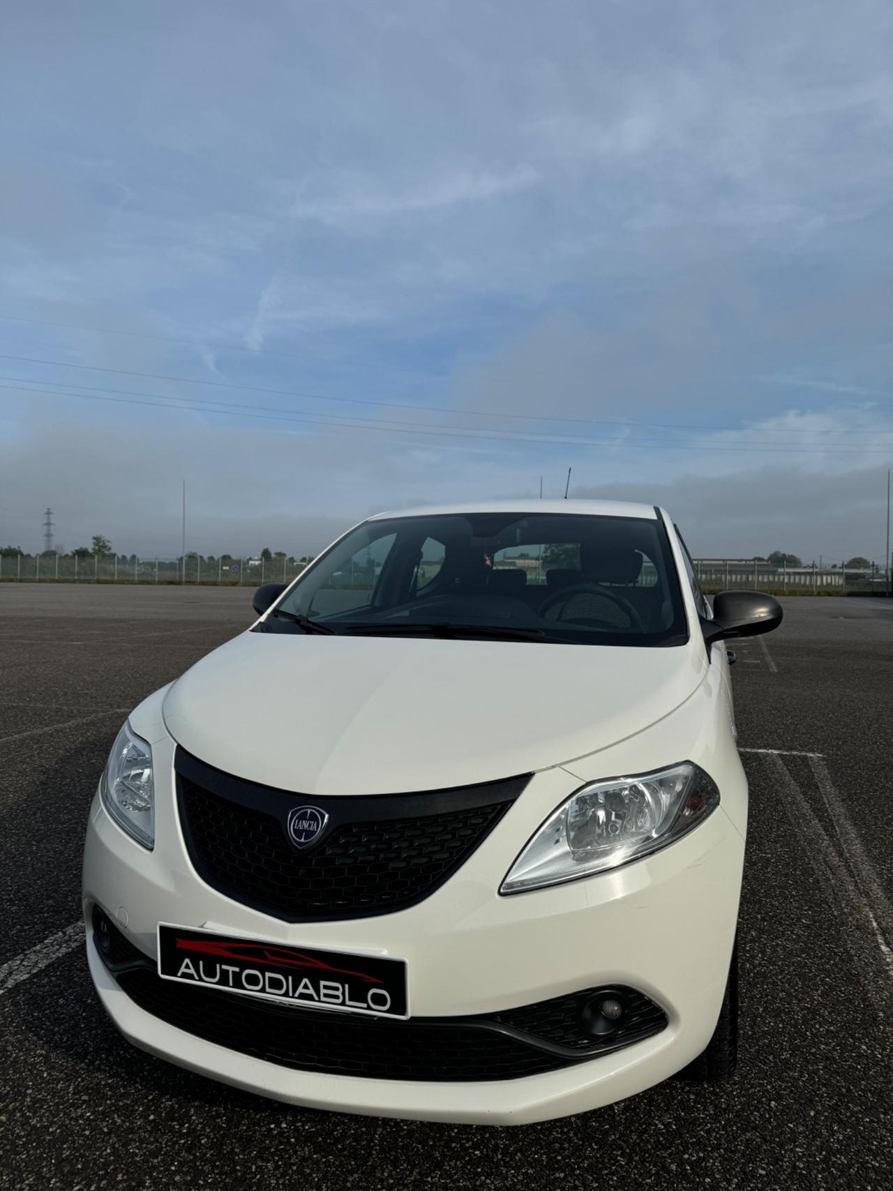 Lancia Ypsilon 1.2 69 CV 5 porte S&S Elefantino Blu