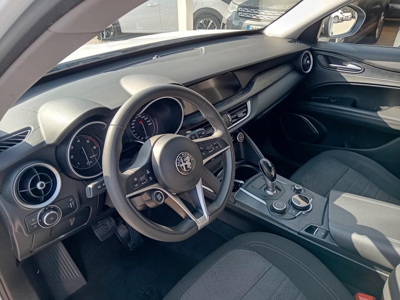 Alfa Romeo Stelvio 2.2 Turbodiesel 190 CV AT8 RWD B-Tech
