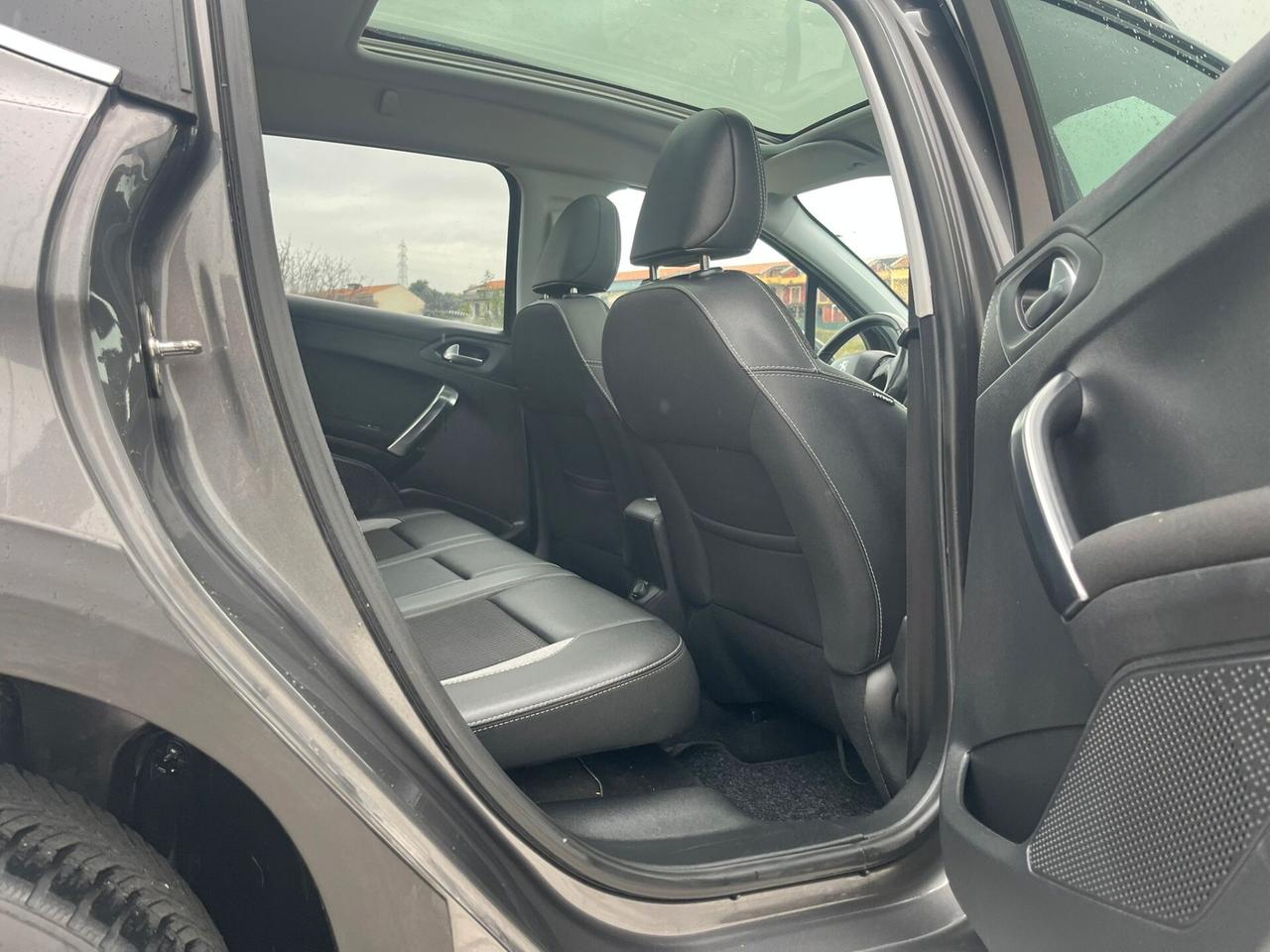 Peugeot 2008 1.6HDI FULLOPTIONAL 2017