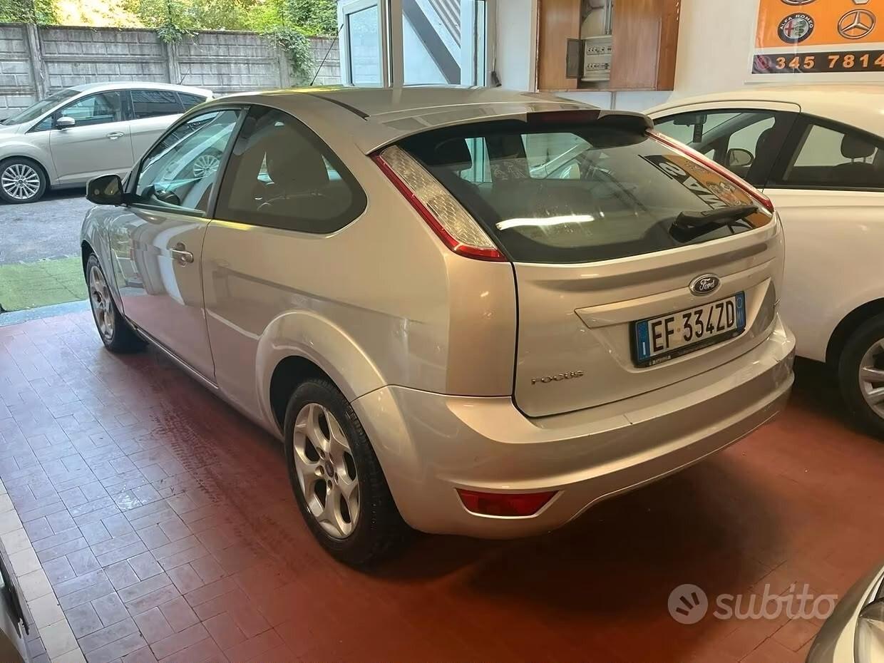 Ford Focus 1.6 TDCi (110CV) 3p. Ikon DPF 2011