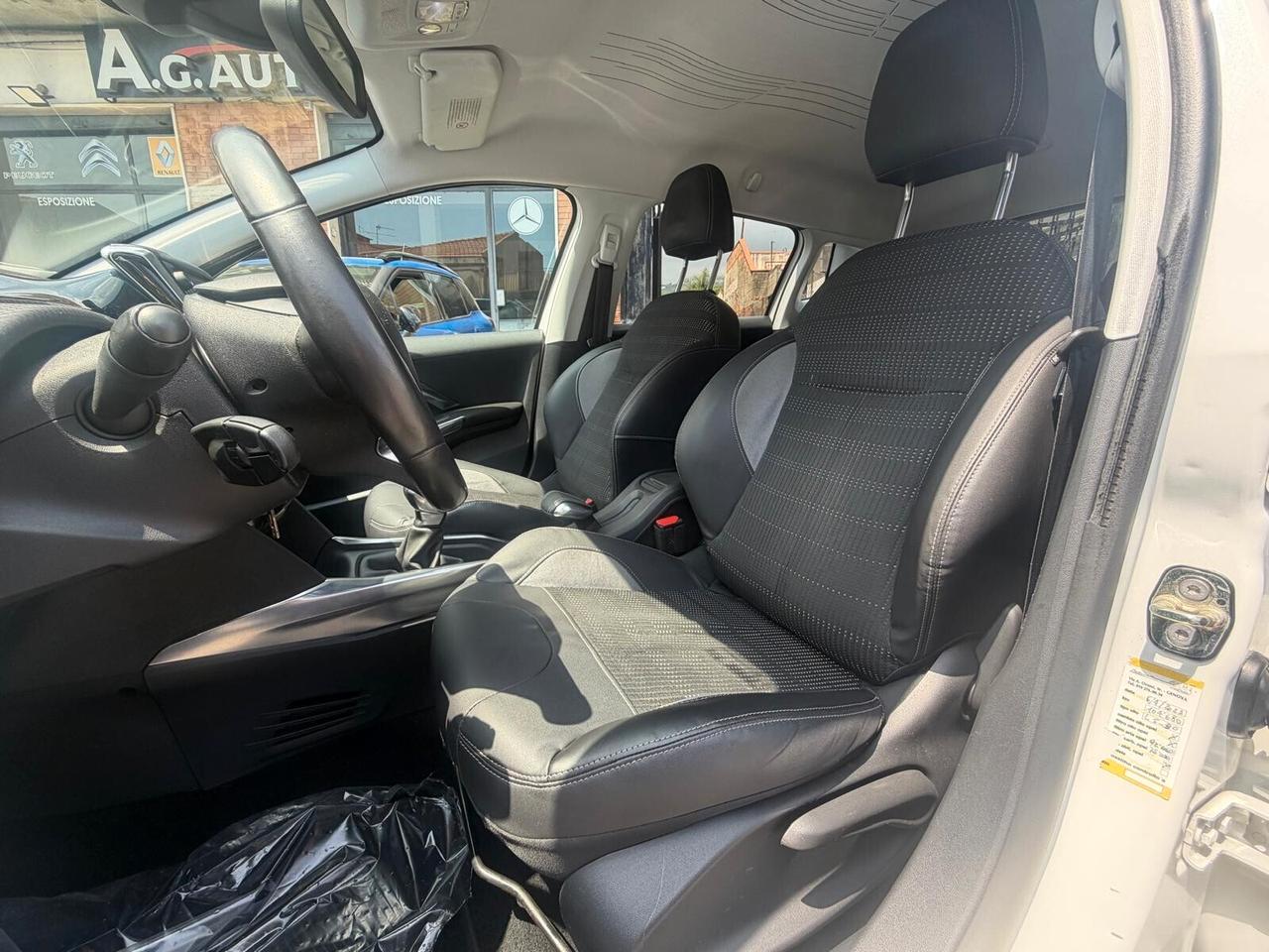 Peugeot 2008 1.6 e-HDi 92 CV Stop&Start Allure