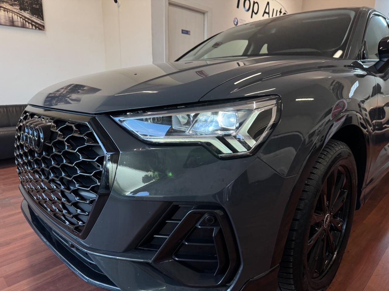 AUDI Q3 SPB 35 TDI S TRONIC IDENTITY BLACK - MY21