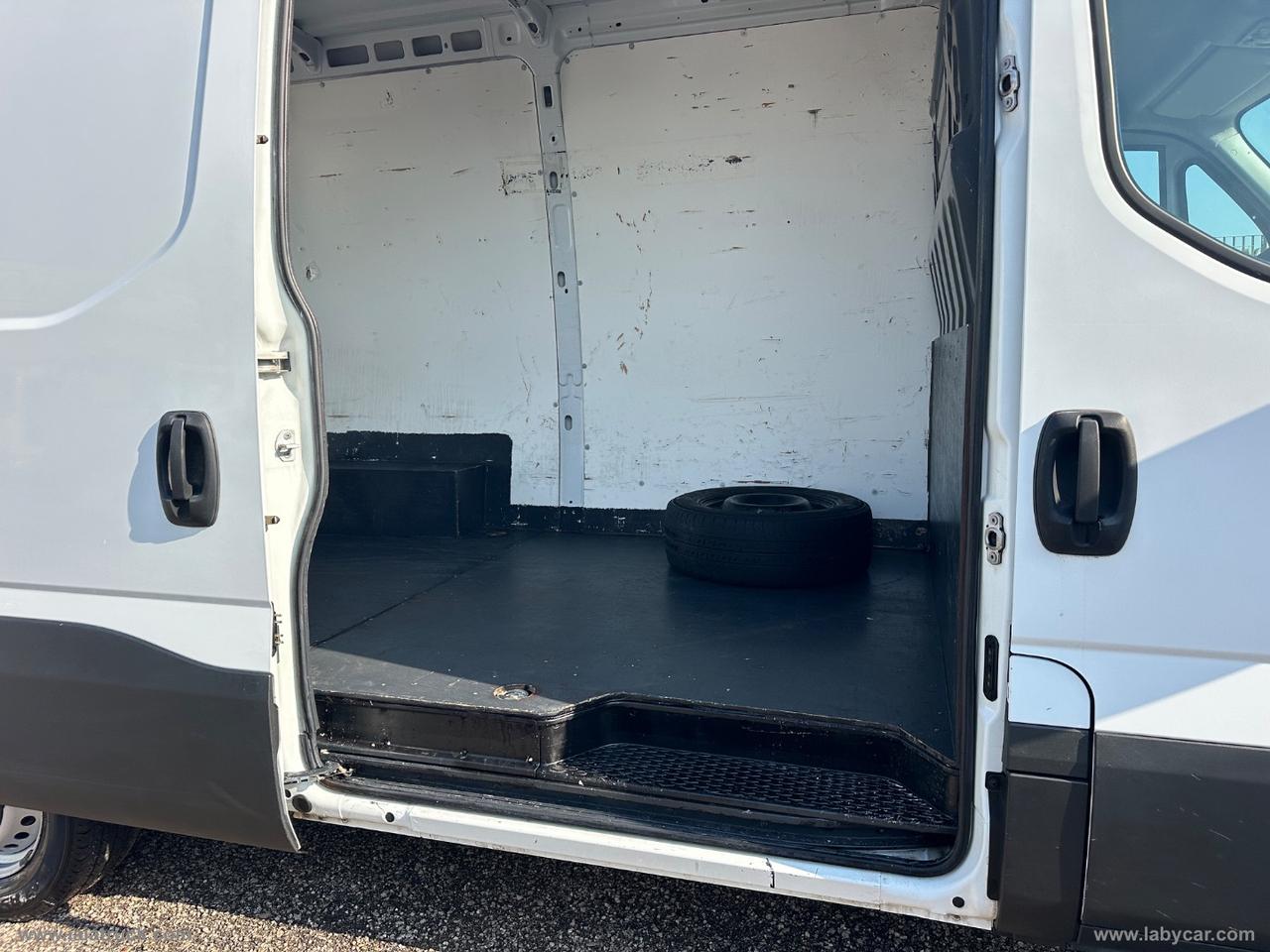 Daily 35S15 2.3 150CV FURGONE L3 H2