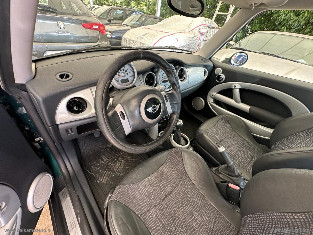 MINI Mini Cooper