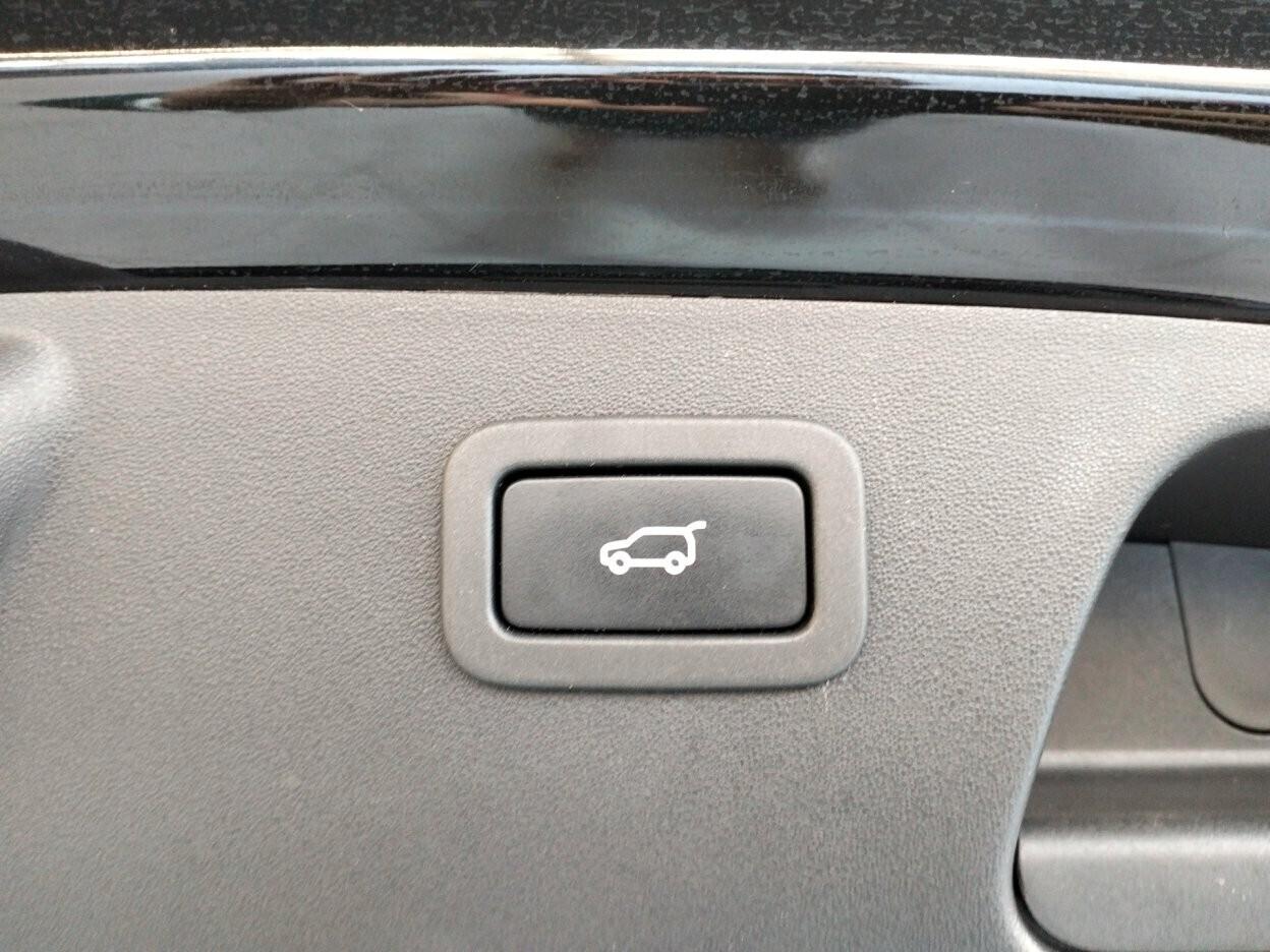 Jaguar E-Pace 2.0d i4 R-Dynamic awd 150cv auto my19