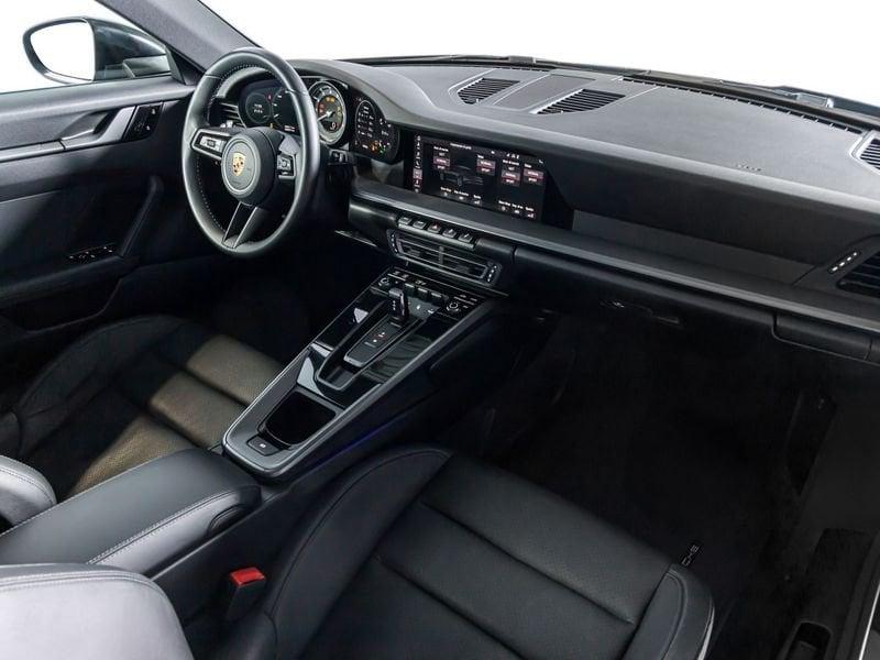 Porsche 911 992 Carrera PDK 385 cv