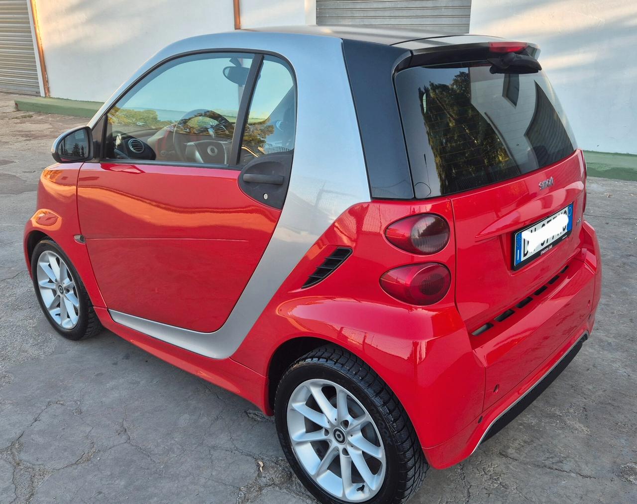 Smart ForTwo 1000 52 kW MHD coupé pulse