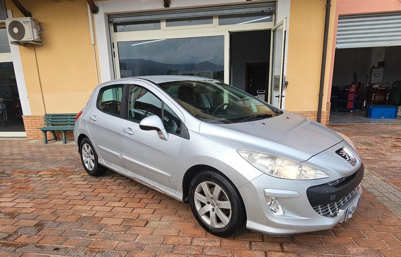 Peugeot 308 1.6 HDi 90CV FAP 5p. Premium