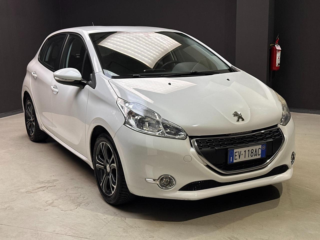 Peugeot 208 5 Porte 208 5p 1.2 e-vti 12v Allure s&s 82cv etg5 (robot)