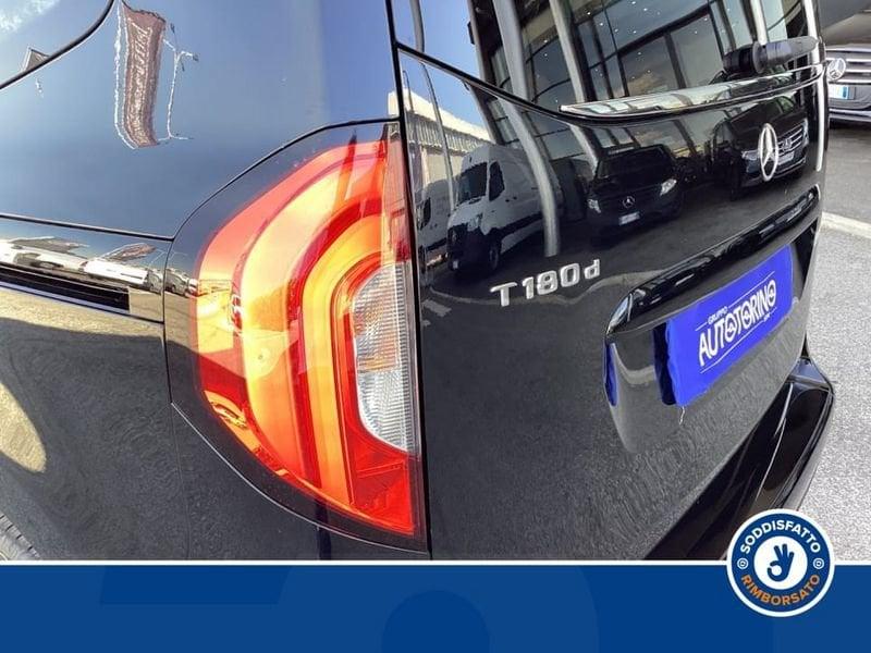 Mercedes-Benz Classe T 180 d AT