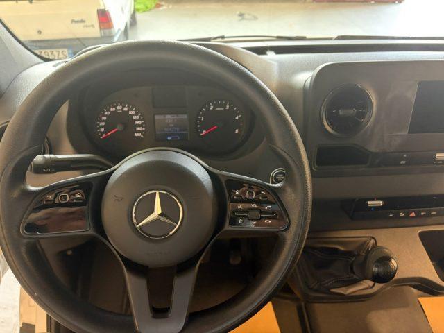 MERCEDES-BENZ Sprinter T37/35 416 CDI RWD RG Cabinato