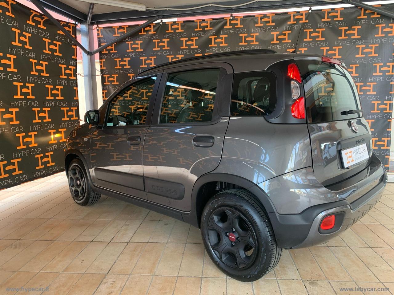 FIAT Panda 1.0 FireFly S&S Hybrid City Cross