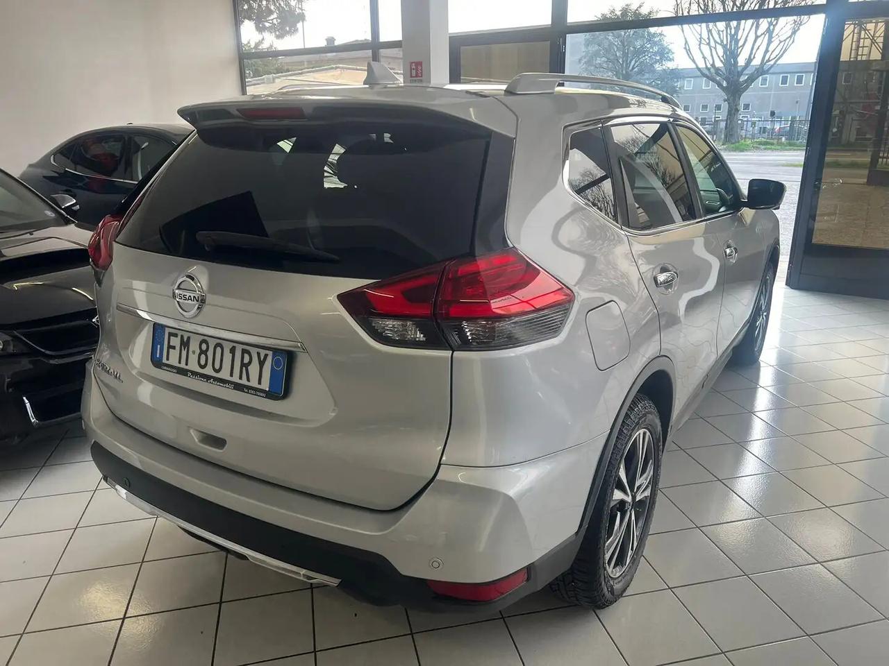Nissan X-Trail 2.0 dCi 2WD X-Tronic N-Connecta 7 POSTI