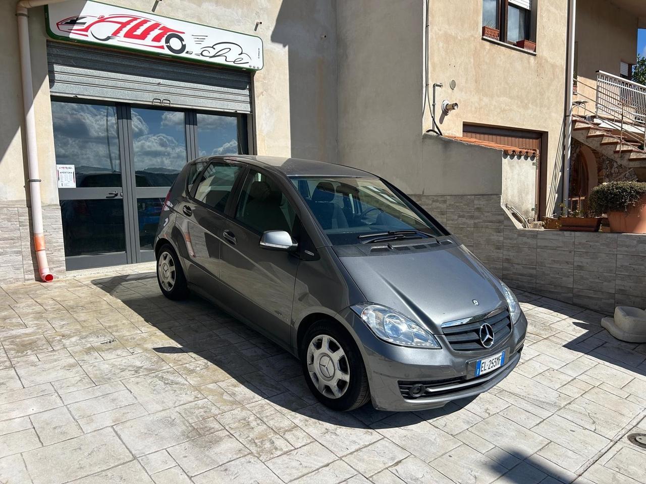 Mercedes-benz A 160 CDI BlueEFFICIENCY Premium