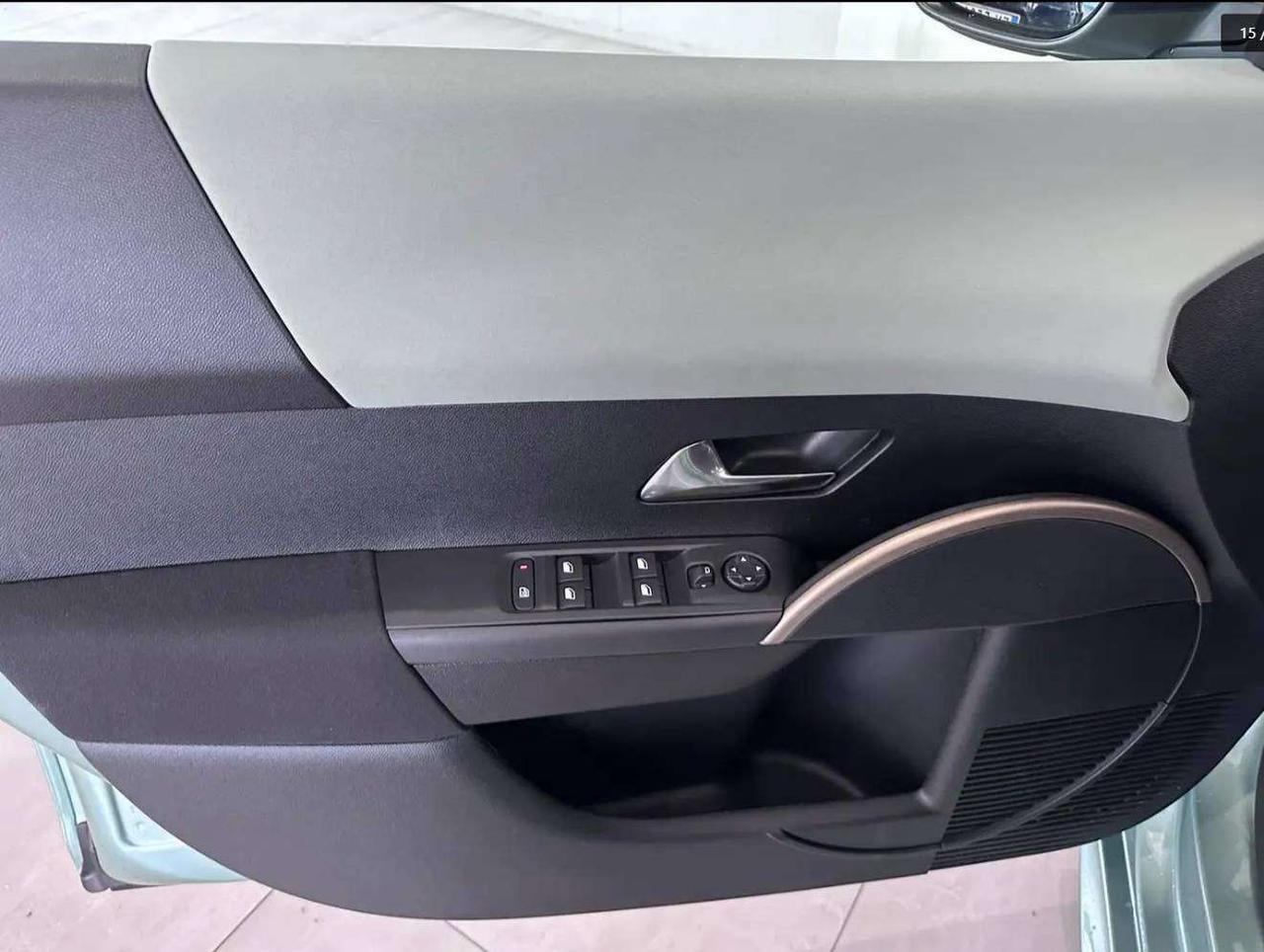 Lancia Ypsilon 1.2 mhev 110cv e-dct promo simil noleggio 4 anni