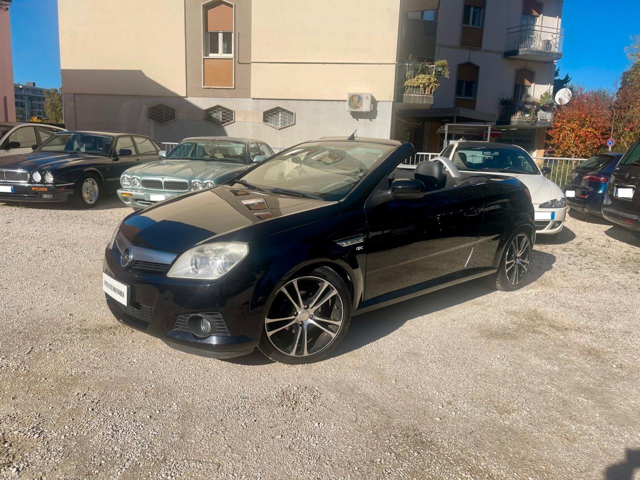 Opel Tigra CABRIO TwinTop 1.3 CDTI Sport