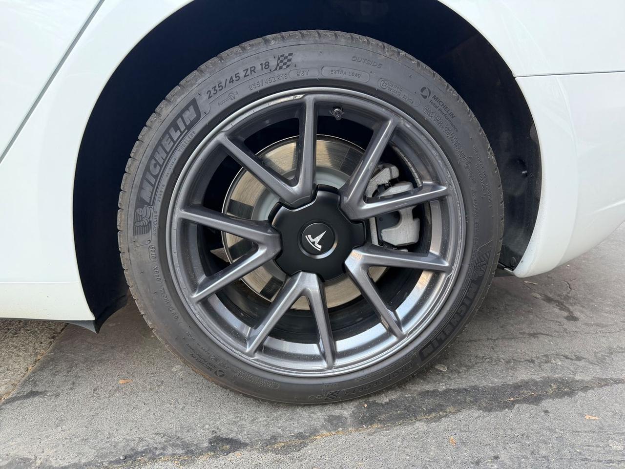 Tesla Model 3 Standard Range Plus #9591