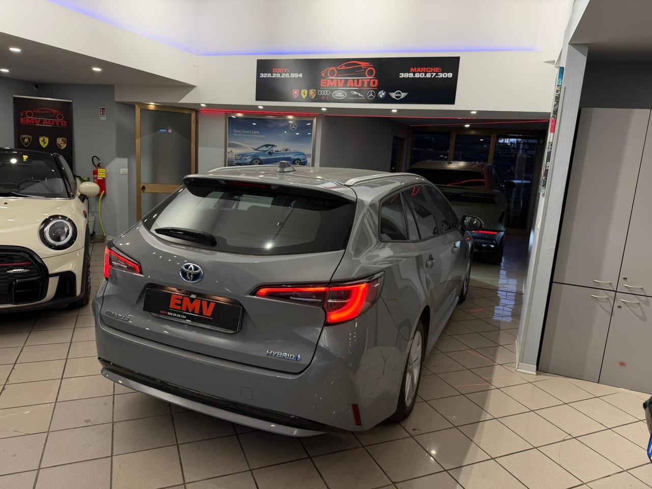 Toyota Corolla Touring Sports 1.8 Hybrid Business Tech