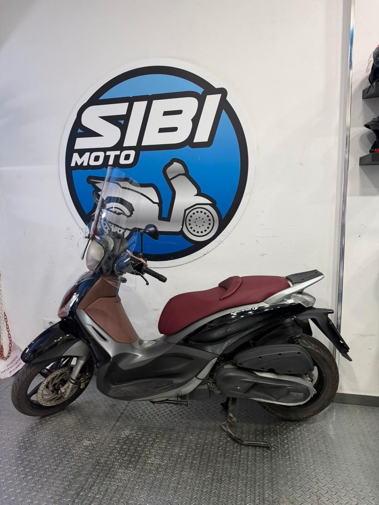 Piaggio Beverly 350