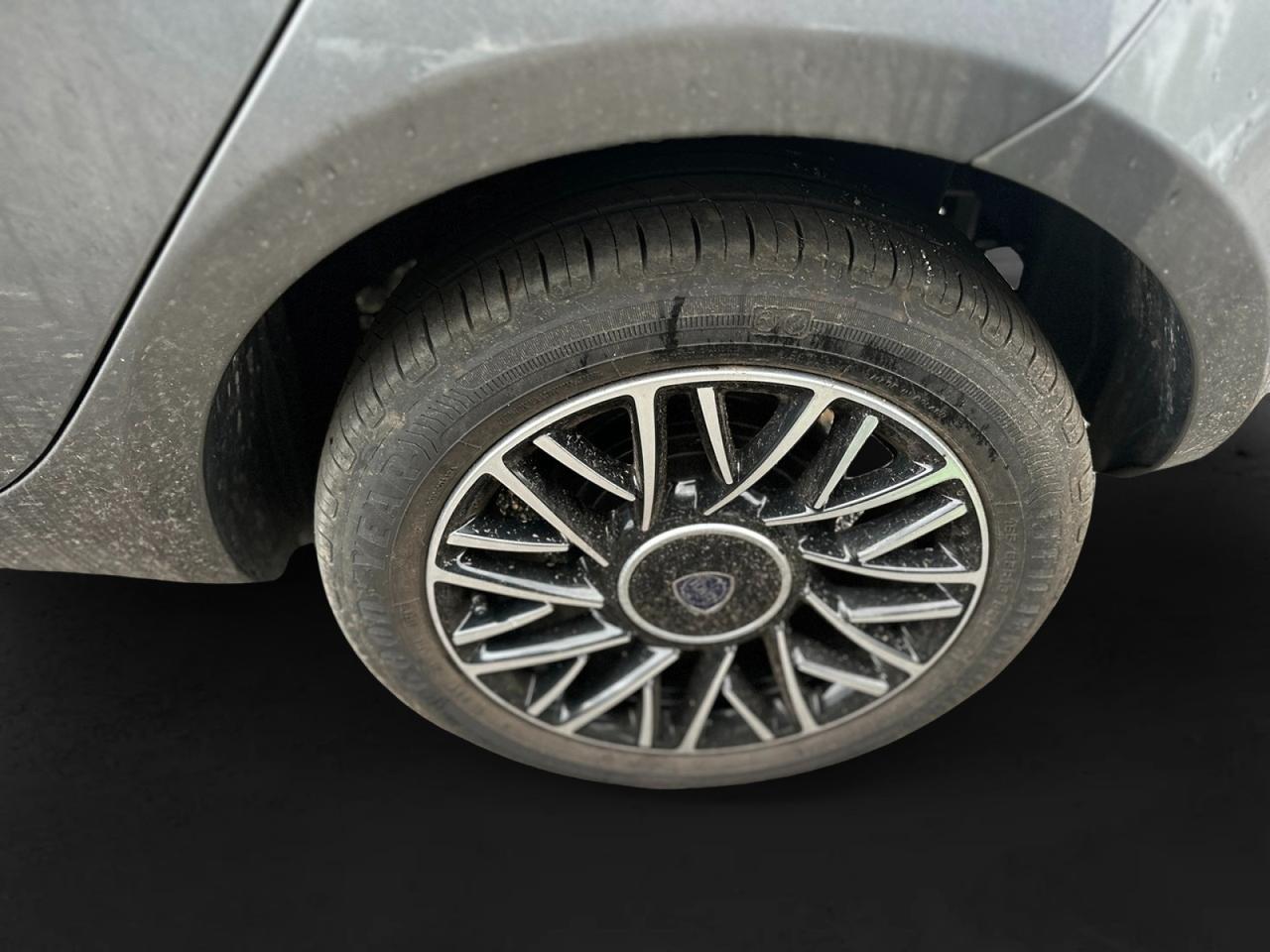 LANCIA Ypsilon III 2021 - Ypsilon 1.0 firefly hybrid Platino s&s 70cv