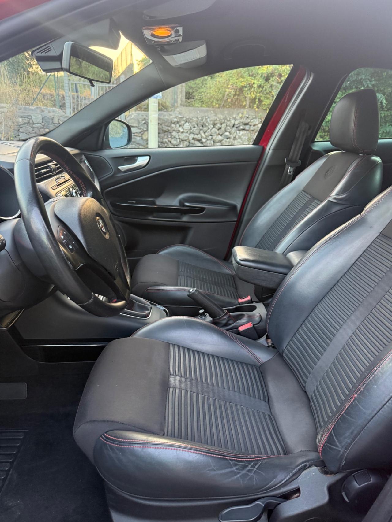 Alfa Romeo Giulietta 1.6 JTDm-2 105 CV Exclusive
