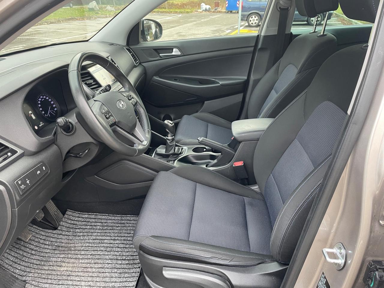 Hyundai Tucson 1.7 CRDi*Neopatentati*Navi*Solo 63000Km*