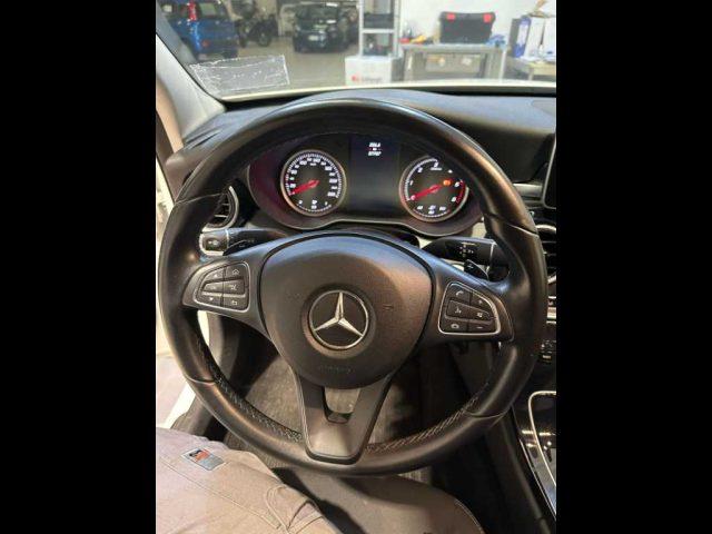 MERCEDES-BENZ CLA sse C (W/S205) - C 180 d Auto Business