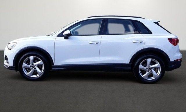 AUDI Q3 35 TDI S tronic Business Advanced