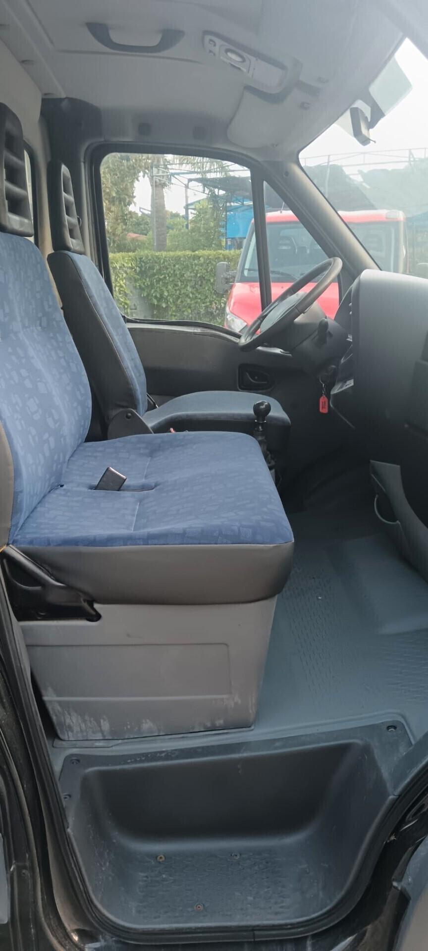 Iveco Daily 35C18 CASSA CENTINATA