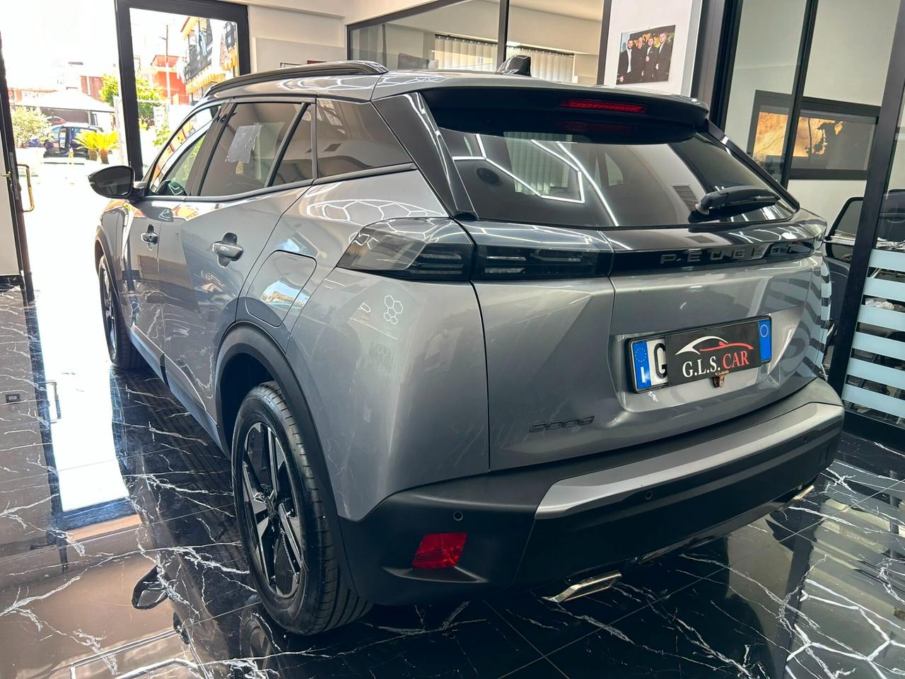 Peugeot 2008 PureTech 1.2 Benzina 130 cv S&S EAT8 Allure